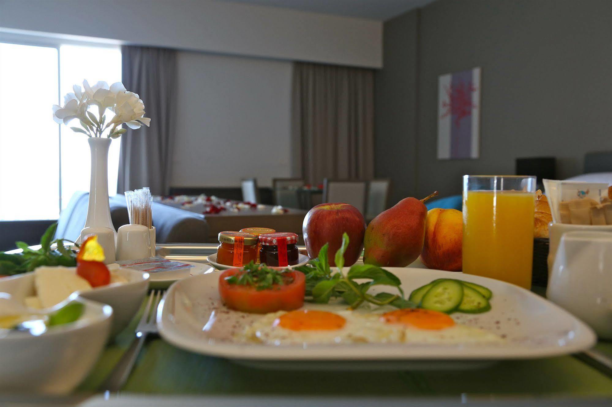 Pangea Beach Resort Jieh Esterno foto